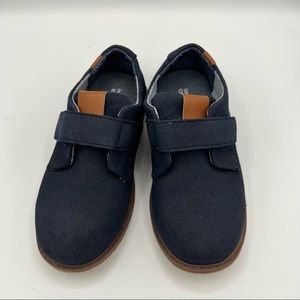 Harper Canyon Toddler Boy Dress Shoes size 9.